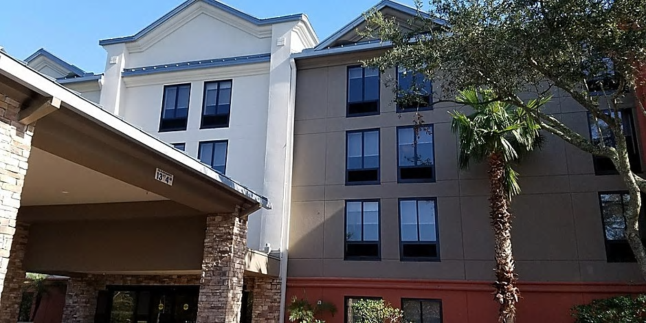 Holiday Inn Express & Suites Jacksonville-South