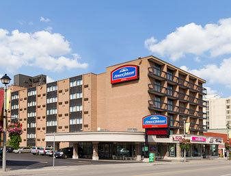 Hotel Profile: Howard Johnson By The Falls